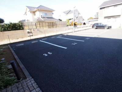 【駐車場】 | サンク・ルナＦ