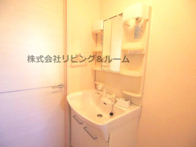 【独立洗面台】 | サンク・ルナＦ