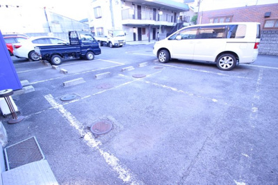 【駐車場】 | ハイツ田中２