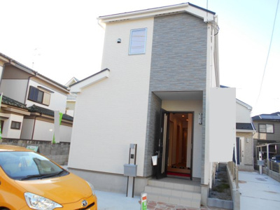 【外観】 | 春日部市　西金野井　全3棟　2号棟　らすと1棟 | きれいな外観です。1930から1680万円に価格変更しています。今でしょ。ローン相談。ばっちりできます。