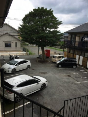 ハイム岩崎Ⅱ（学生応援フェア）の駐車場