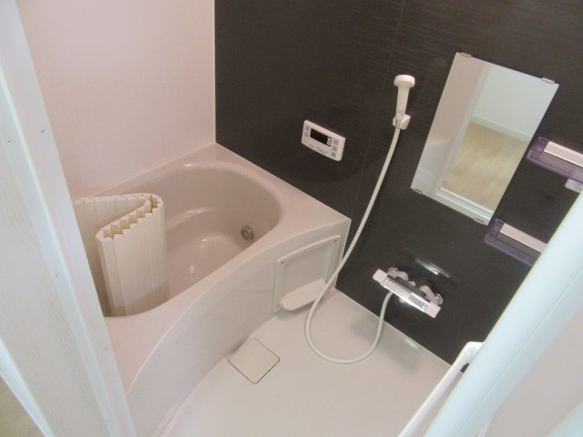 ラ・ヴィータの浴室|サンプル写真となります。