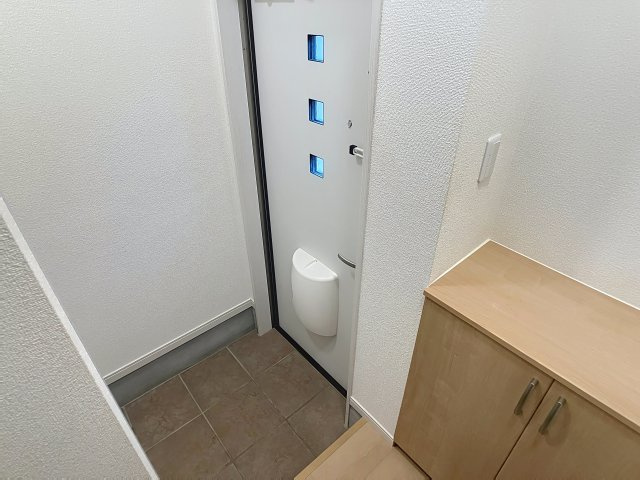 ラ・ヴィータの玄関|サンプル写真になります。