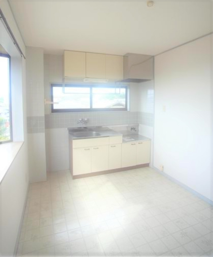 ピアザ５の居間・リビング|こちらのリビングで趣味の時間をお楽しみください