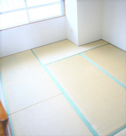 南薫ハイツの寝室|和室です