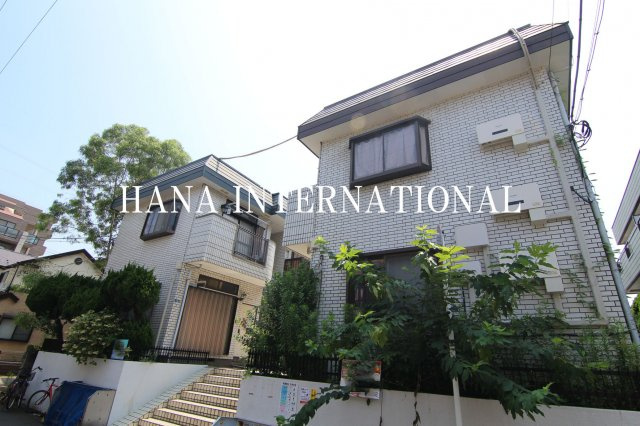 ローズアパートQ28番館の外観