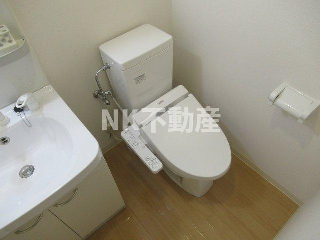 【トイレ】 | M'プラザ小阪駅前（河内小阪賃貸） | ゆったりとした空間のトイレです