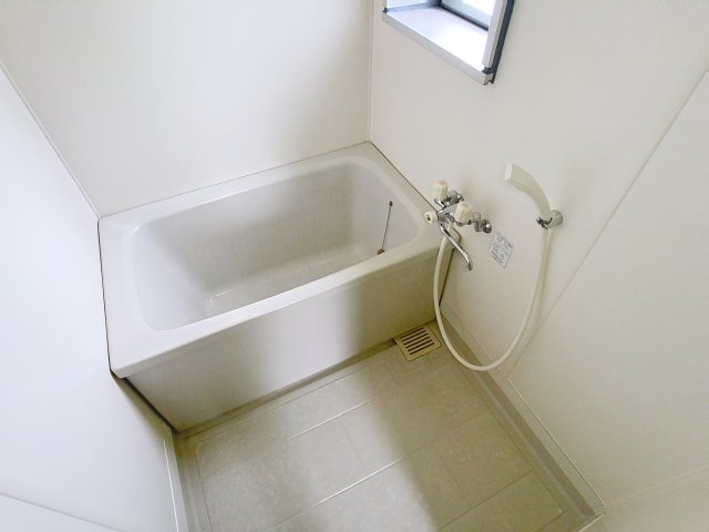 山形共立東原マンションの浴室