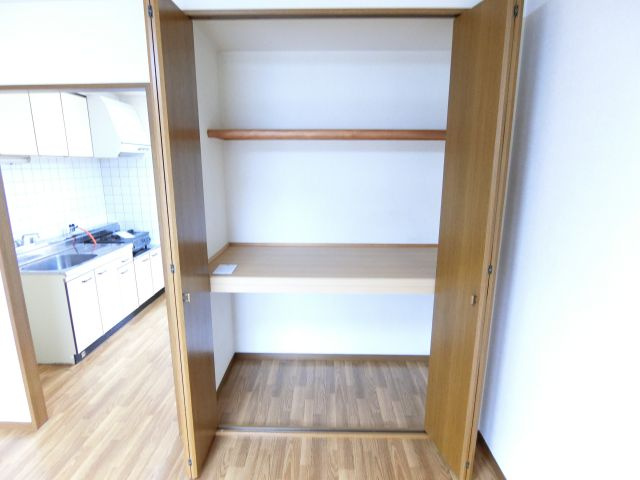 ペドラーム帝塚の収納