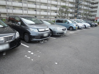 【駐車場】