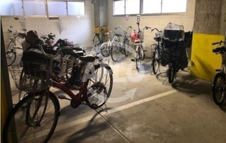 【駐車場】 | 上六第一ダイヤモンドハイツ　バイク置場