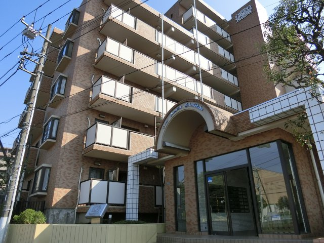 ライオンズマンション京成大久保　習志野市本大久保５丁目　東南角住戸　専用庭付の外観