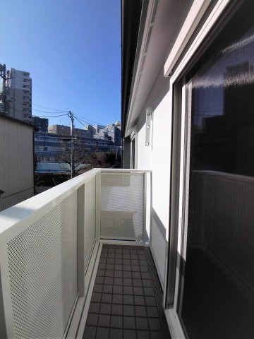 【バルコニー】 | 小石川三丁目戸建て（小石川3-6-6） | 2階バルコニー【小石川三丁目戸建て】