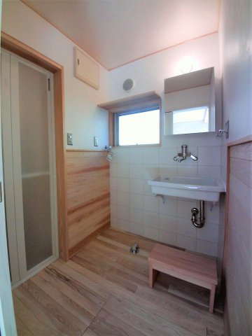 【洗面所】 | 小石川三丁目戸建て（小石川3-6-6） | 洗面脱衣所【小石川三丁目戸建て】