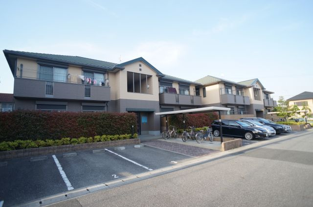 シャルマンエスト宝塚Ⅰ・Ⅱの外観
