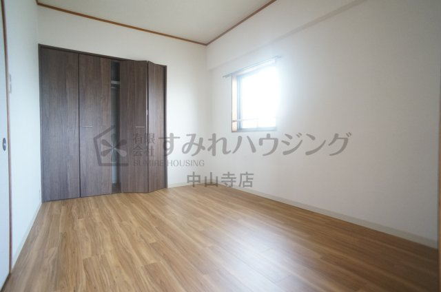 ユーロメゾン伊丹の玄関