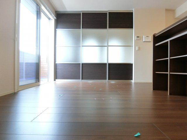 キャピタル自由ヶ丘の居間・リビング