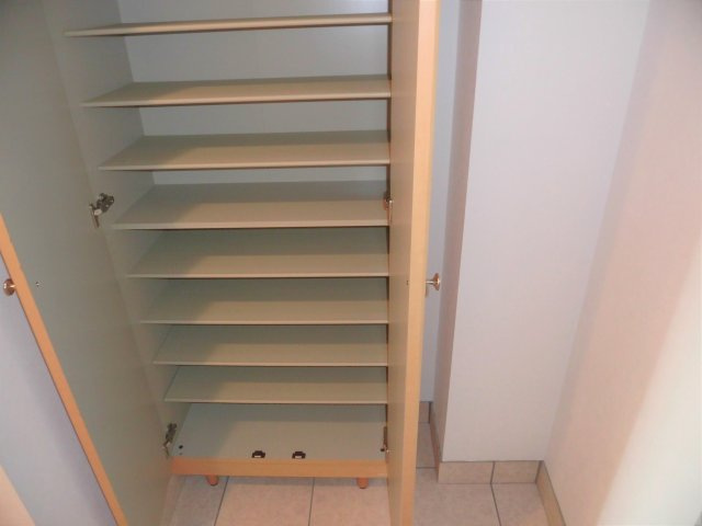 サンレジデンス15の玄関