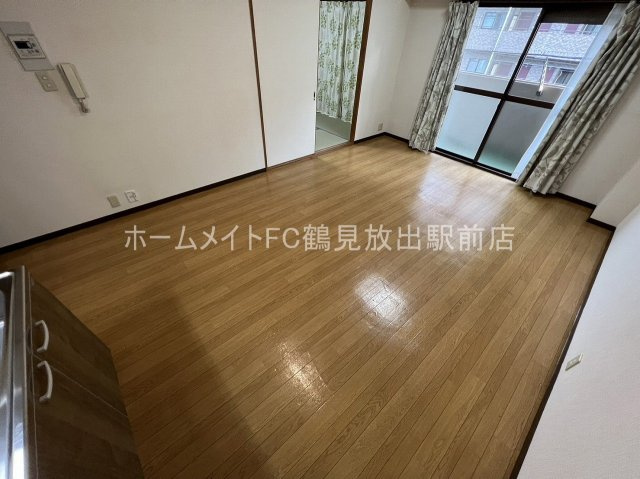 飯田ビルの居間・リビング