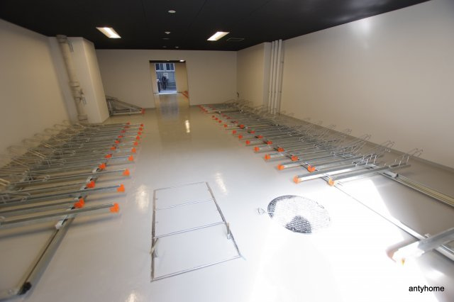 S-RESIDENCE阿波座WEST　仲介手数料無料の駐車場