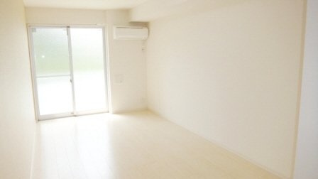 リブリ・千草の居間・リビング|洋室9.2帖