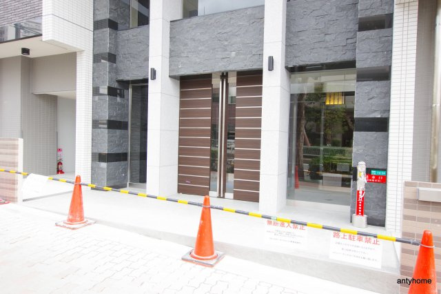 La Douceur都島高倉町　仲介手数料無料のエントランス