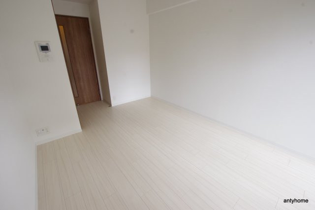 La Douceur都島高倉町　仲介手数料無料の居間・リビング