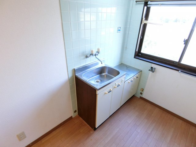 酒谷ハウスのキッチン