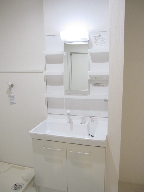 ｉ・Ｃｏｕｒｔ（アイ・コート）Bの独立洗面台