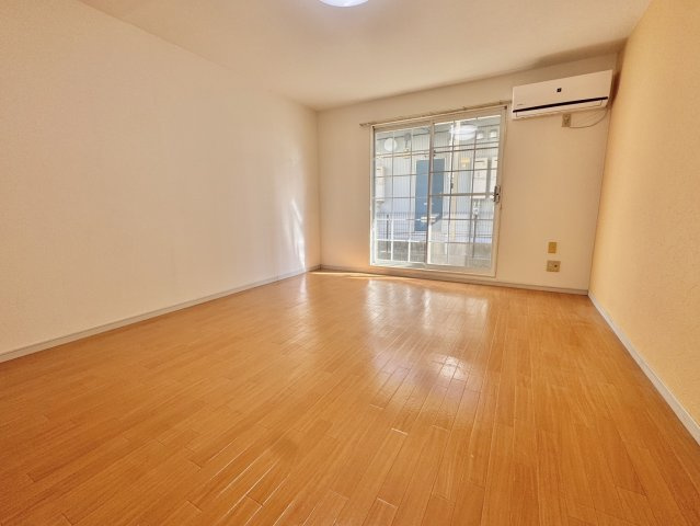 ラ・シャンブルの居間・リビング