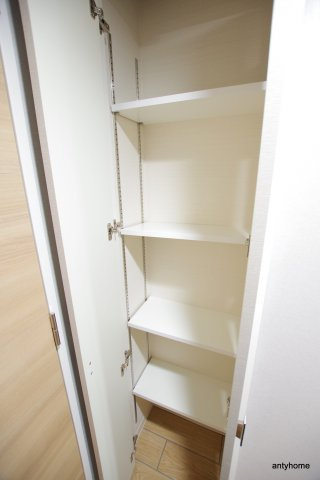 ファーストフィオーレ阿波座アクア　仲介手数料無料の収納