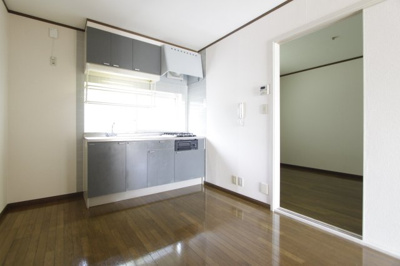 【居間・リビング】 | パセオ真美Ａ