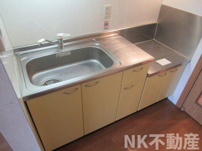 【キッチン】 | アローハイム（荒本賃貸） | コンパクトなキッチンで掃除もラクラク