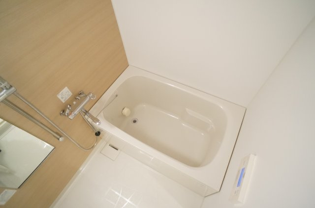 CRYSTA荒牧の浴室|参考、同建物・同間取りの号室