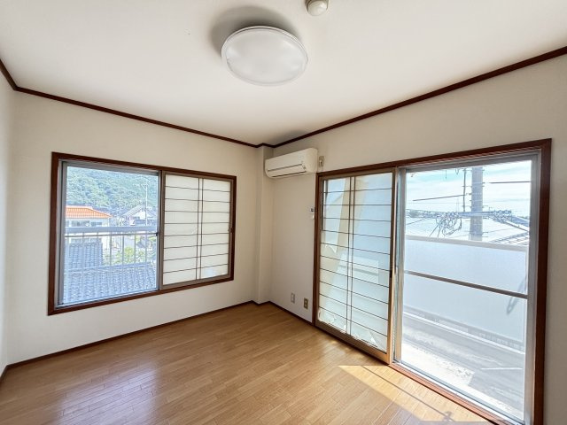 富谷マンションの洋室