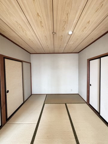 富谷マンションの和室
