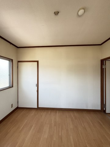 富谷マンションの洋室
