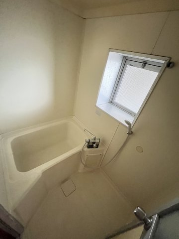 富谷マンションの浴室