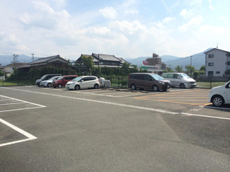 【駐車場】