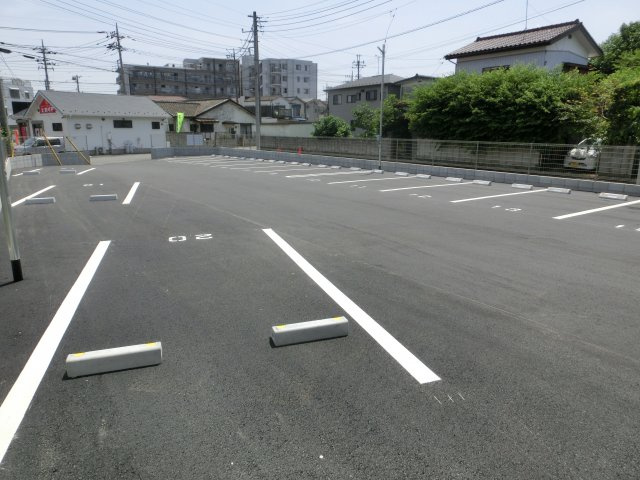 上広谷芳野駐車場の外観