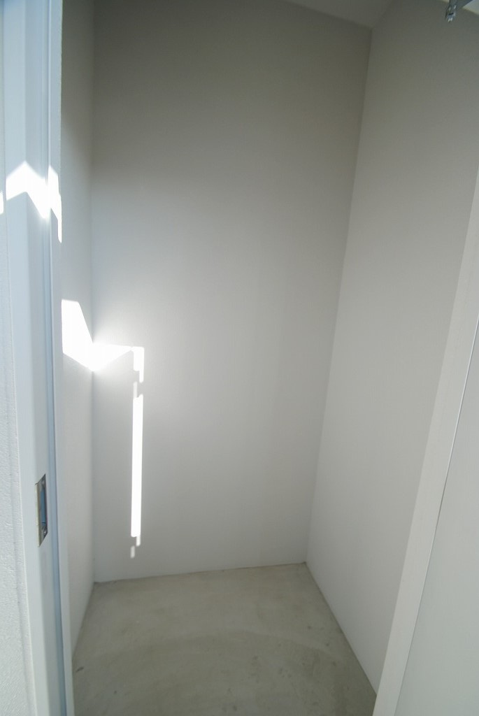 アーバンコート中央町のバルコニー|トランクルーム♪