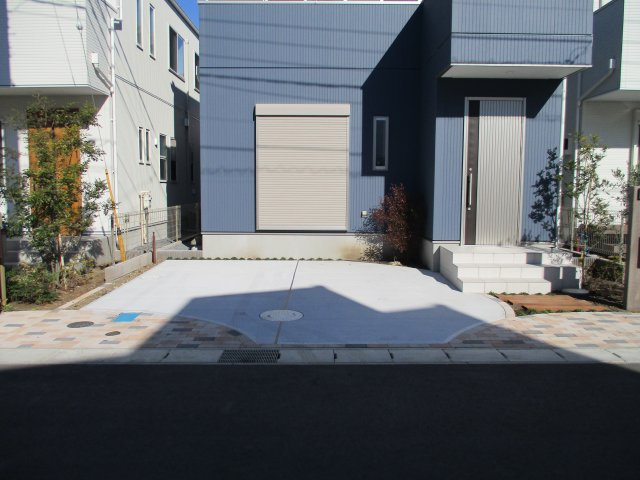 習志野市東習志野１丁目　新築戸建　駐車２台可の駐車場|駐車場２台分の用意があります