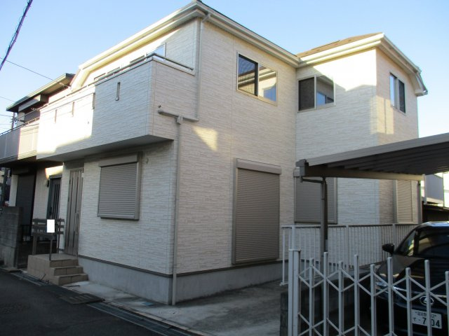 八千代市萱田　中古戸建　平成２６年築の築浅戸建ての外観