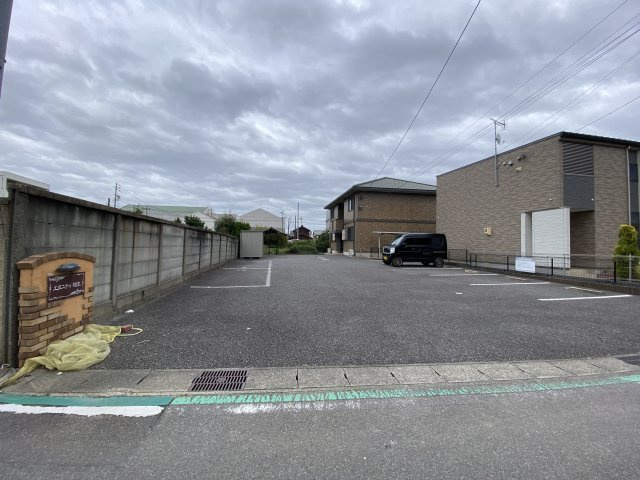 エタニティ相生の駐車場