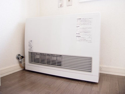 【設備】 | カーサエスパシオ | 暖房器具