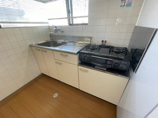 【キッチン】 | 尾関ハイツ | ※同建物別室参考写真