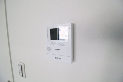 【セキュリティ】 | ル・レーヴKAWANISHI