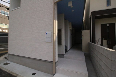 【エントランス】 | ル・レーヴKAWANISHI