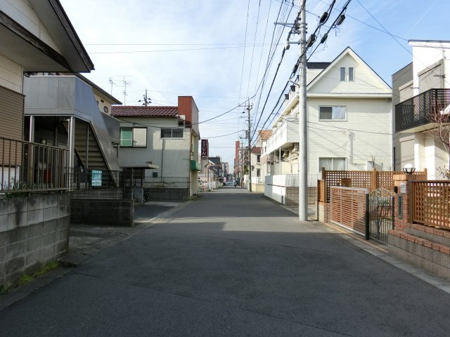 八千代市勝田台７丁目　売地　約４６坪の整形地　駅徒歩５分の前面道路含む現地写真