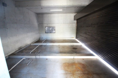 【駐車場】 | オーナーズマンション北畠 | 駐車場